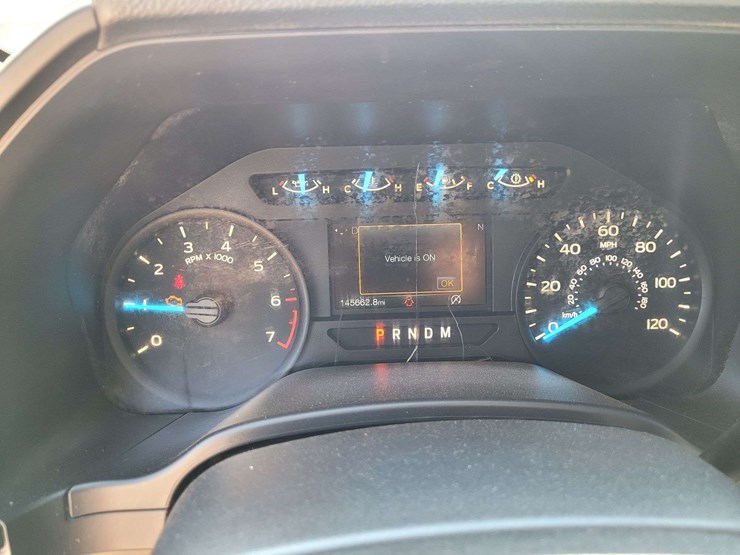 2018-ford-f150-xl-image-11