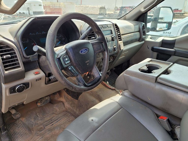 2018-ford-f350-image-10
