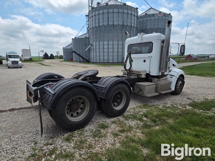 2012-peterbilt-386-image-5