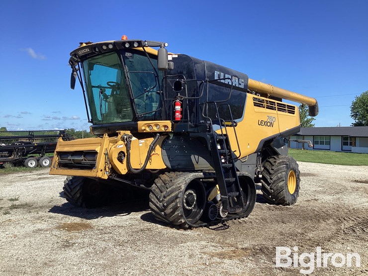 2015-claas-lexion-760tt-image-1