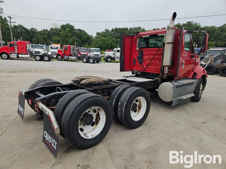 2014-international-prostar-image-5