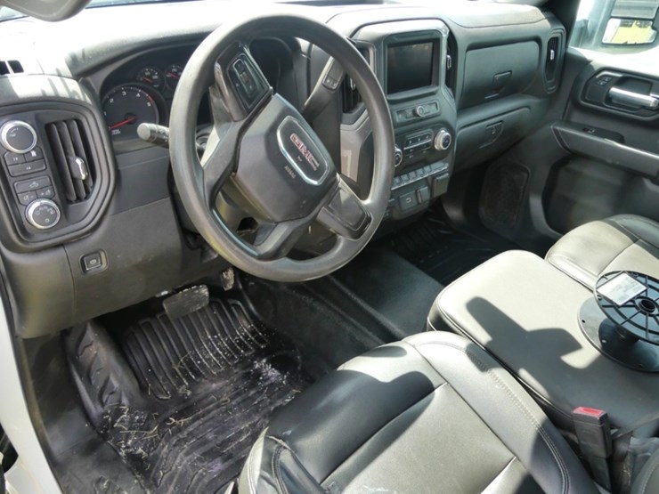 2020-gmc-2500-image-12