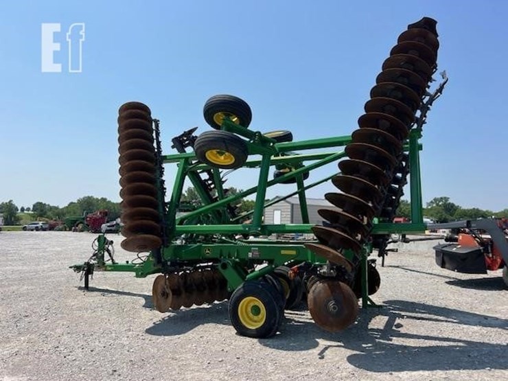 2014-john-deere-2623-image-4