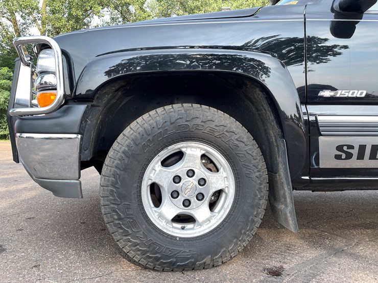 2002-chevrolet-silverado-1500-z71-image-12