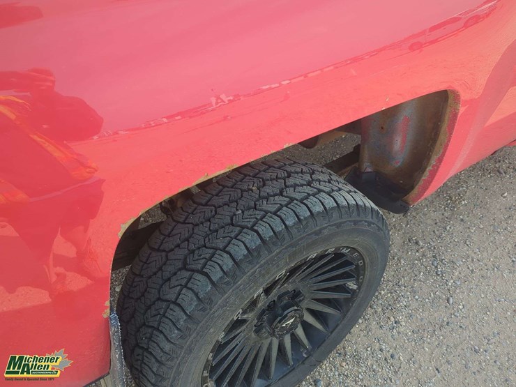 2017-chevrolet-silverado-1500-image-41