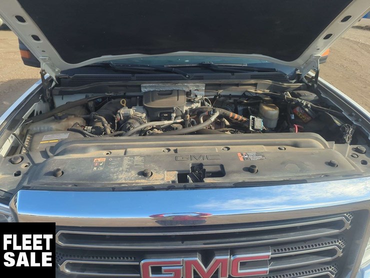 2016-gmc-sierra-3500hd-image-21