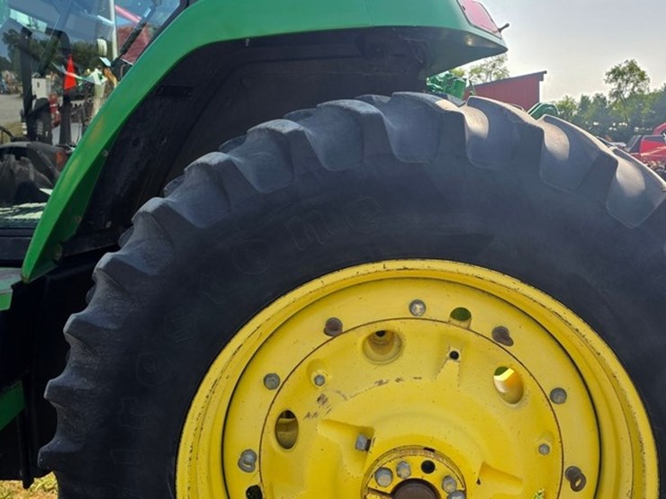 john-deere-7810-image-32