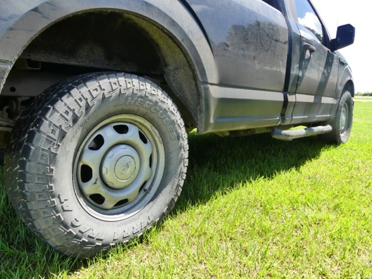 2018-ford-f150-xl-image-7