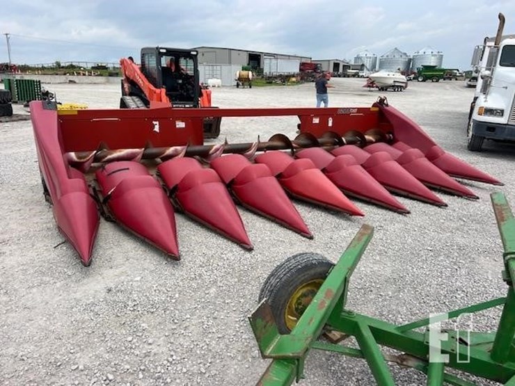 2010-case-ih-3208-image-5