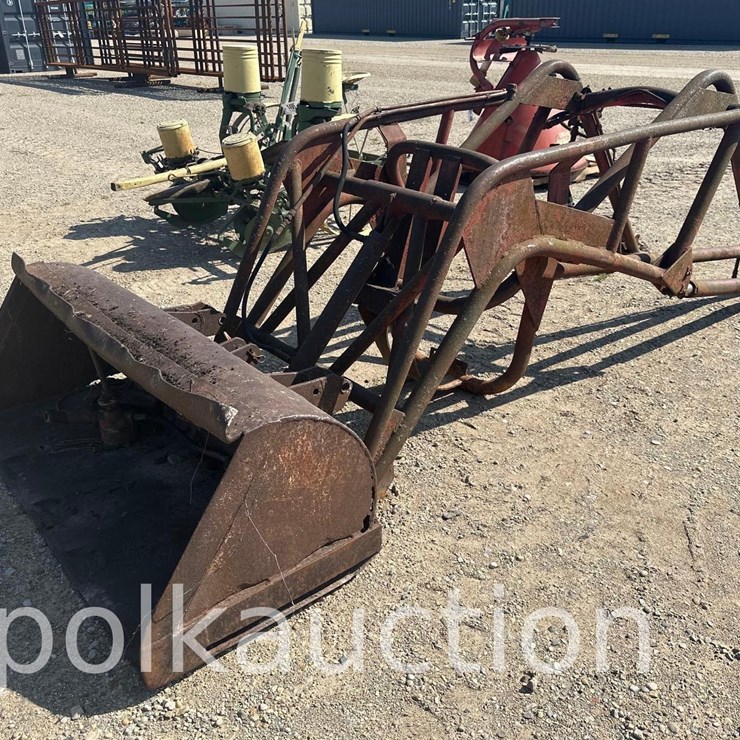 FORD TRACTOR