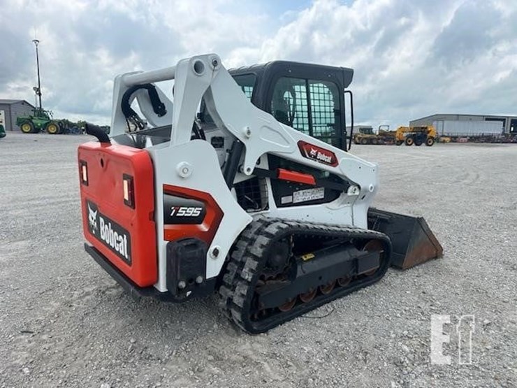 2023-bobcat-t595-image-5
