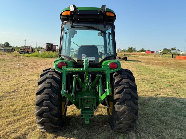 john-deere-4052r-image-16