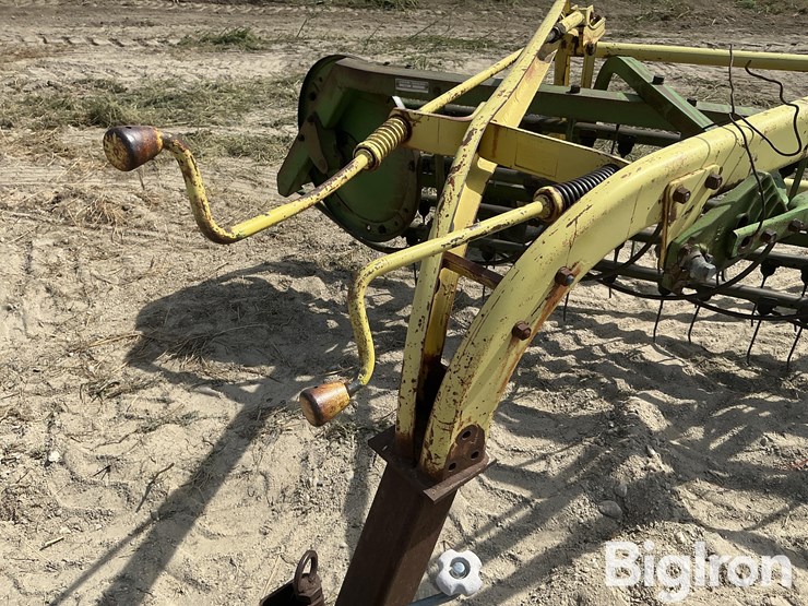 john-deere-640-image-10