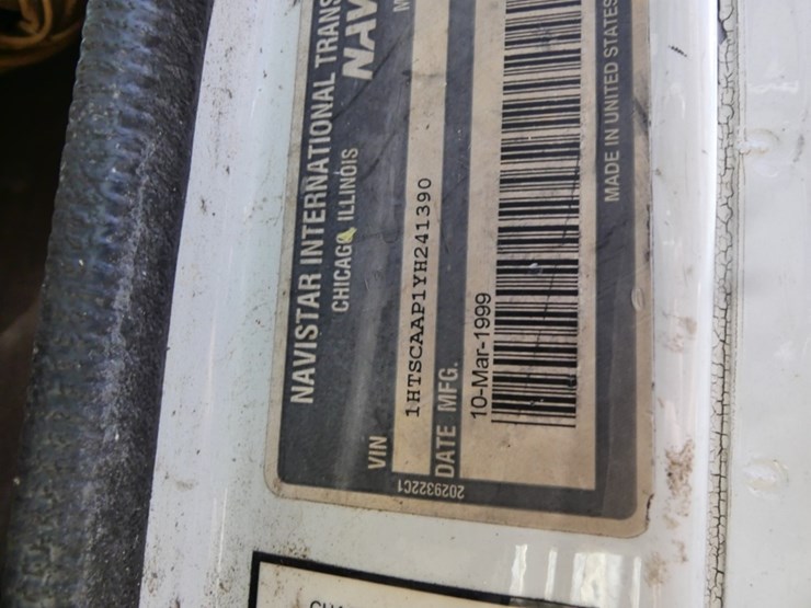 2000-international-4700-image-15