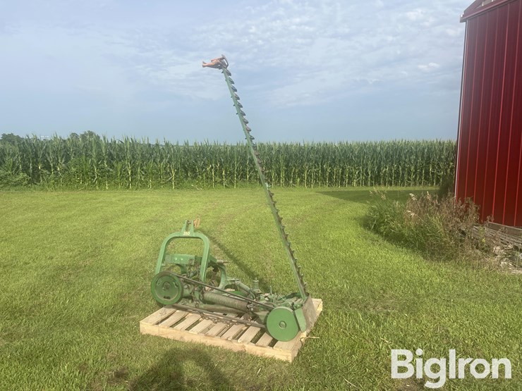 john-deere-350-image-1
