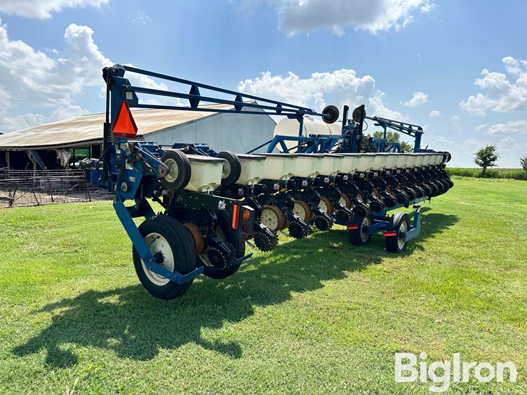 kinze-3600-image-5