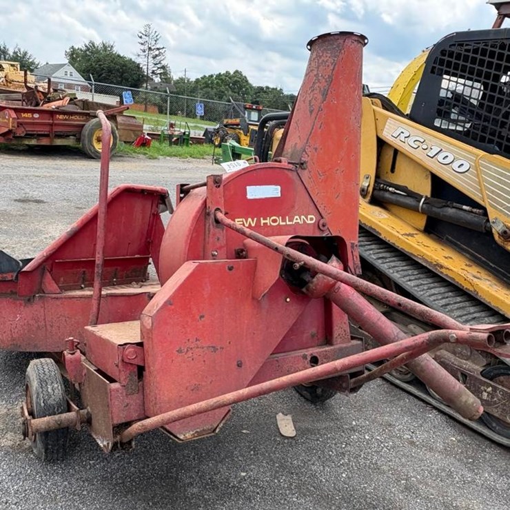 NEW HOLLAND 30