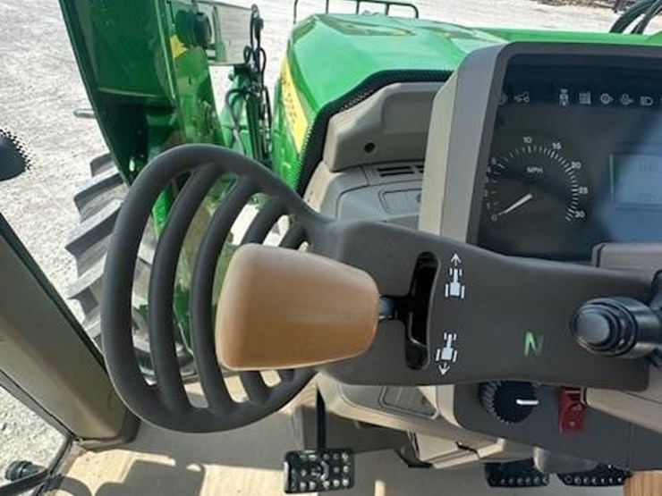 2009-john-deere-6430-image-19