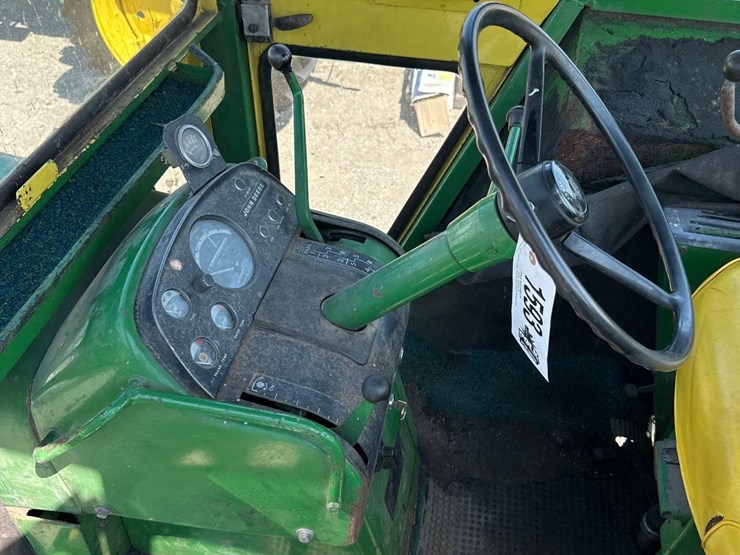john-deere-4320-image-17
