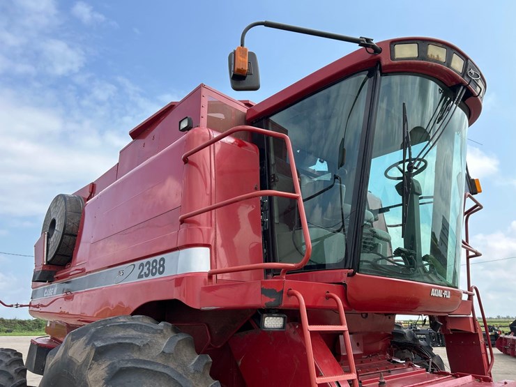 case-ih-2388-image-23