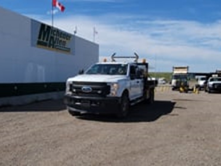 2017-ford-f350-image-19