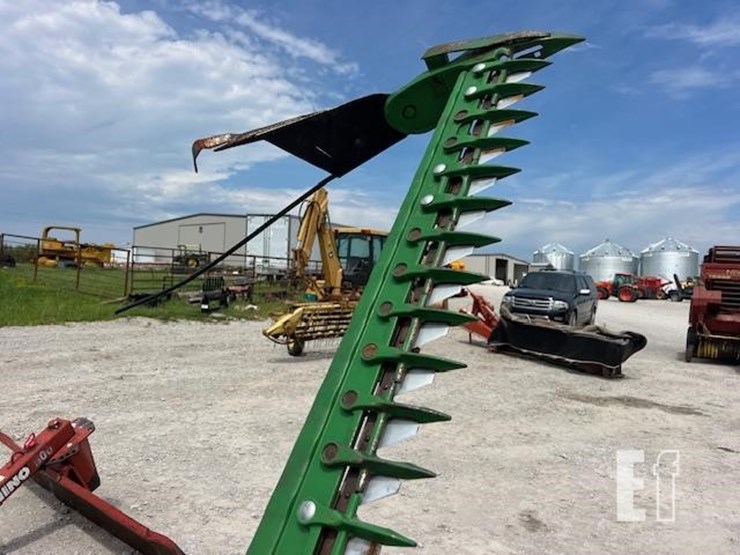 john-deere-350-image-13