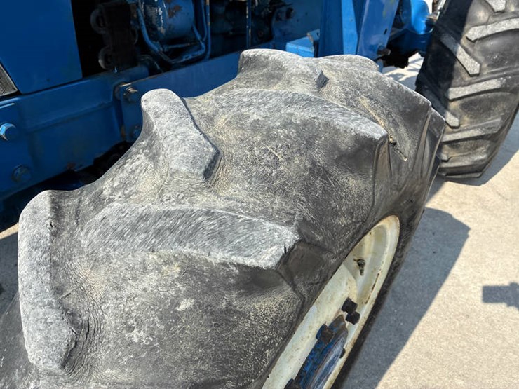 ford-5610-ii-image-43
