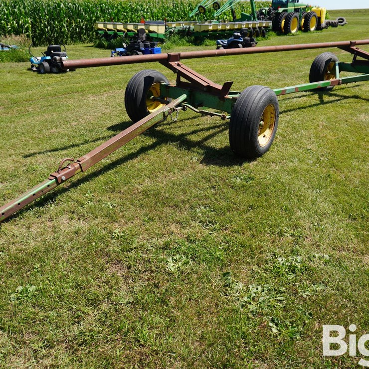JOHN DEERE 24