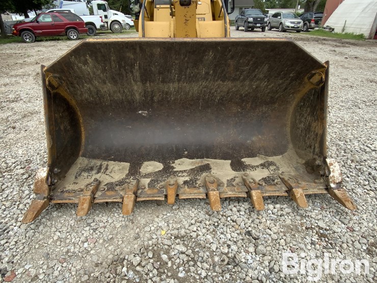 2007-caterpillar-953d-image-16