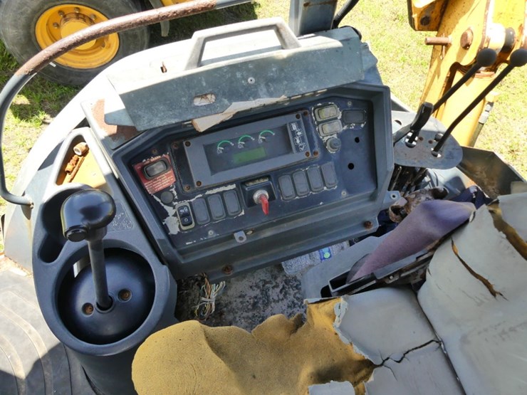 deere-410g-image-16