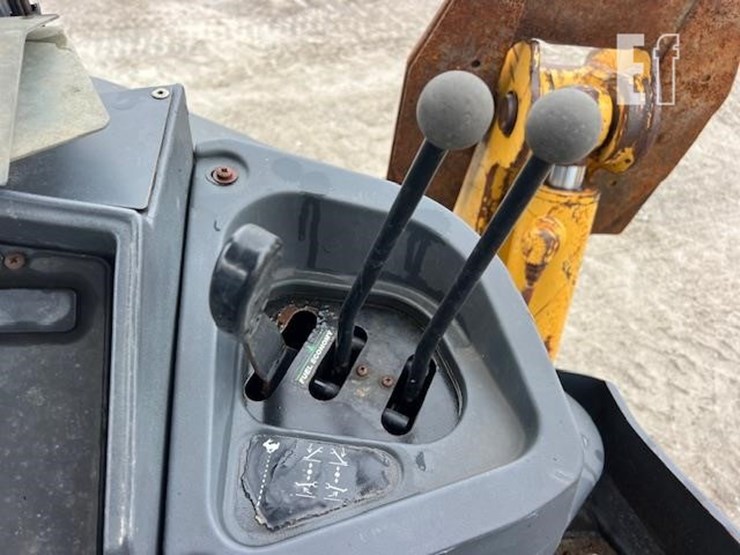 2003-deere-310sg-image-34