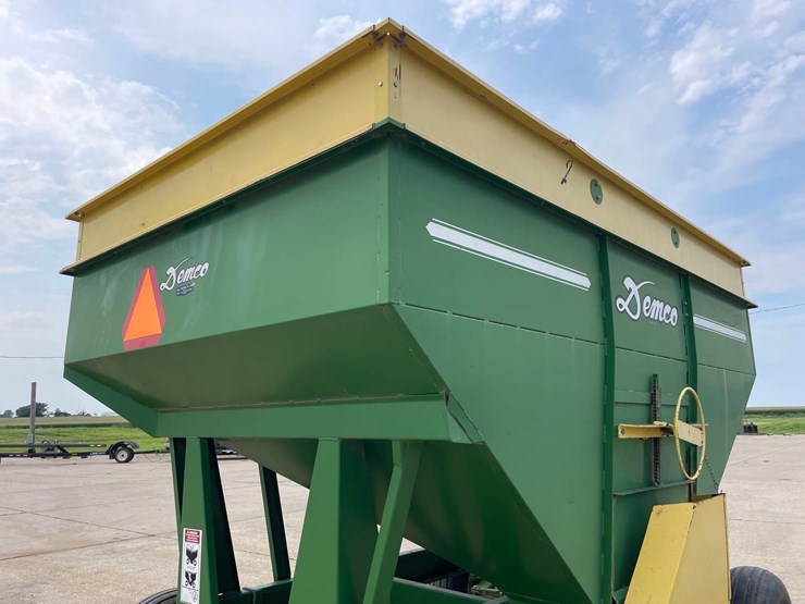 demco-325-image-13