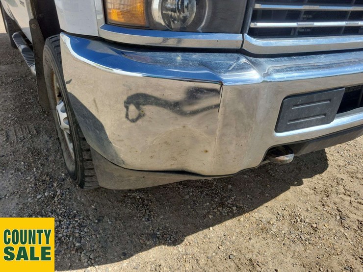 2017-chevrolet-silverado-2500hd-image-38