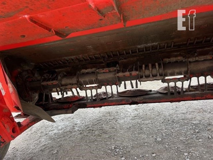 2013-kuhn-fc353gc-image-30