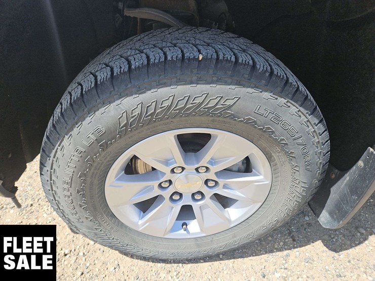 2019-chevrolet-silverado-1500-image-22