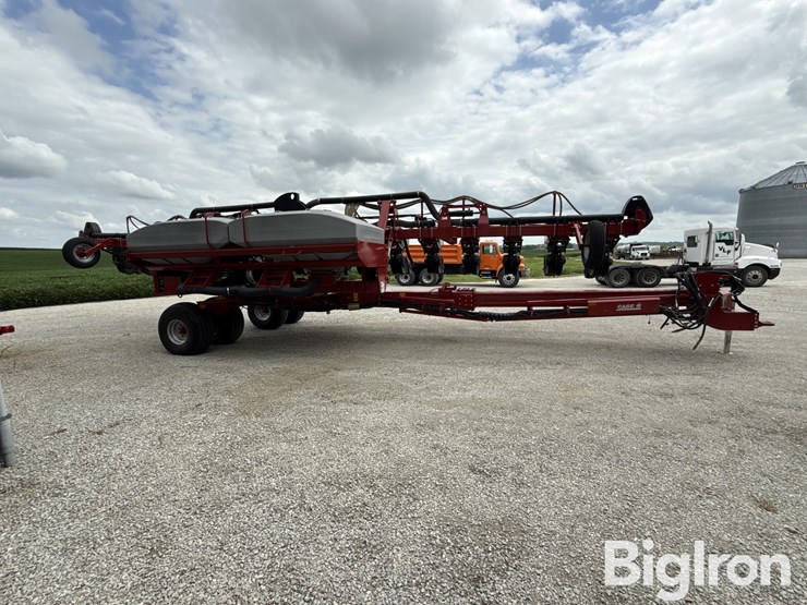 case-ih-1200-image-4