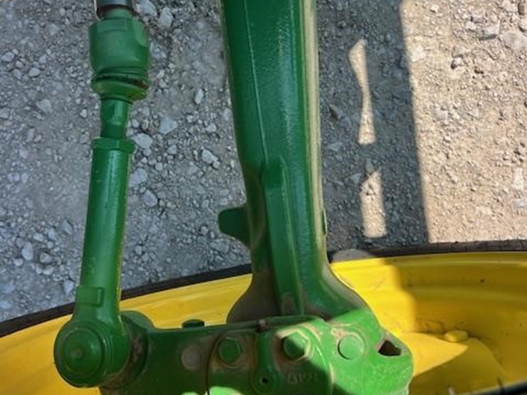 2021-john-deere-5075e-image-18