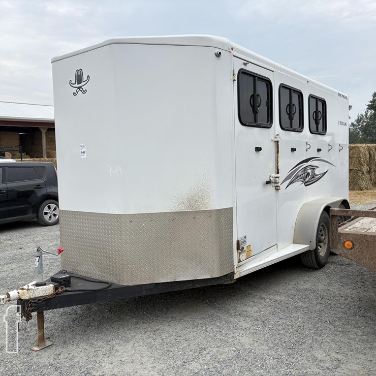 2019 TITAN TRAILER
