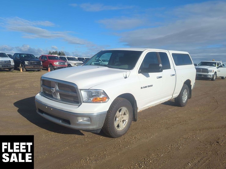 2011-ram-1500-slt-image-16