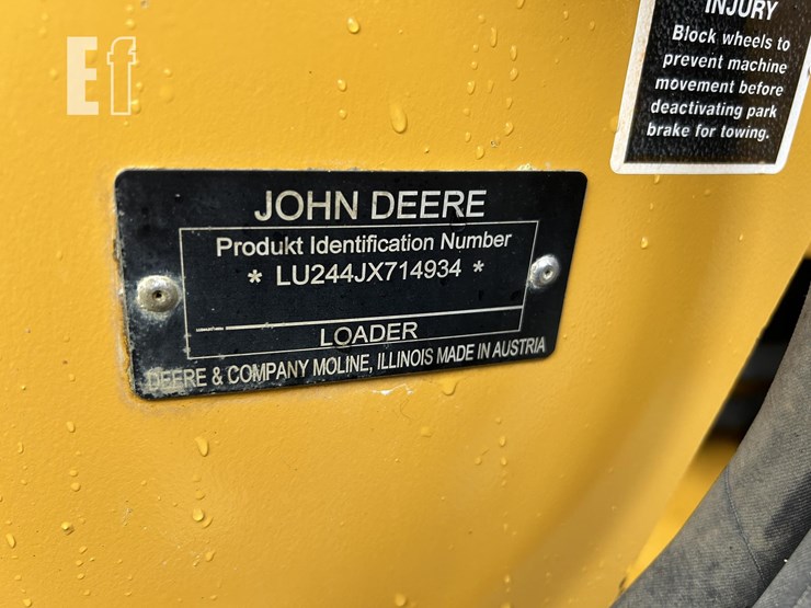 2006-deere-244j-image-15