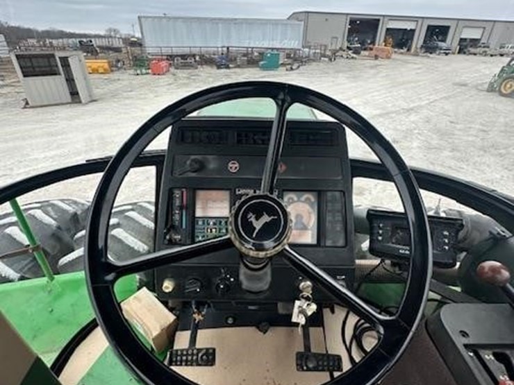 1989-john-deere-8760-image-24