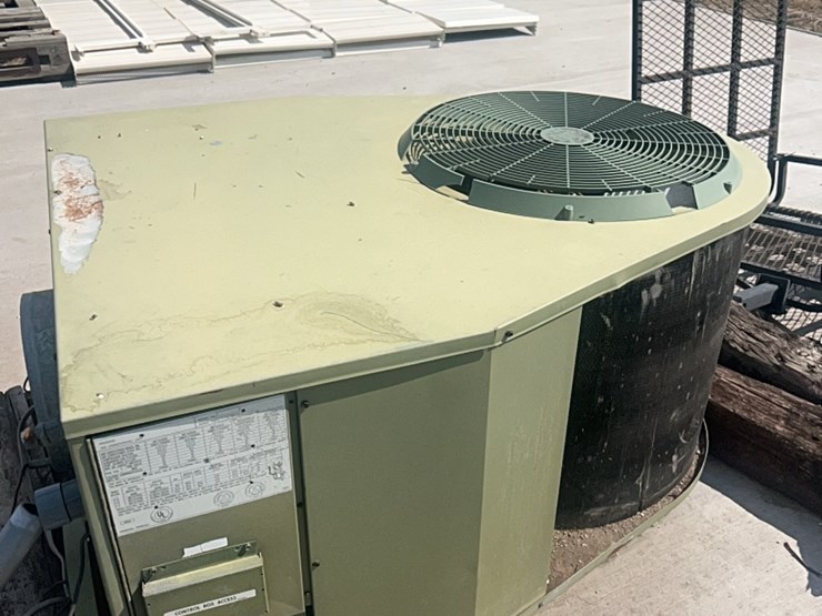 commercial-a/c-unit-image-15