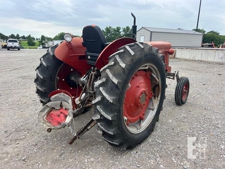 massey-ferguson-65-image-6