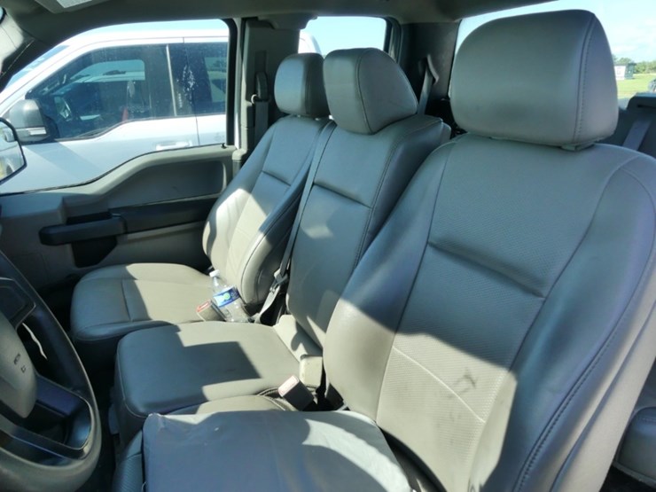 2019-ford-f150-xl-image-10