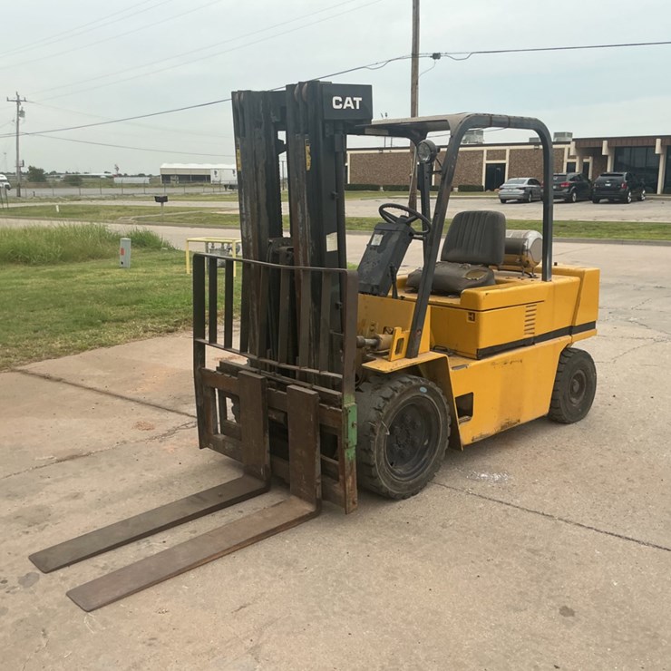 CATERPILLAR VC60DSA