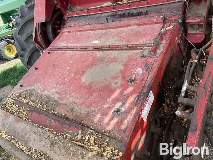 1990-case-ih-1680-image-18