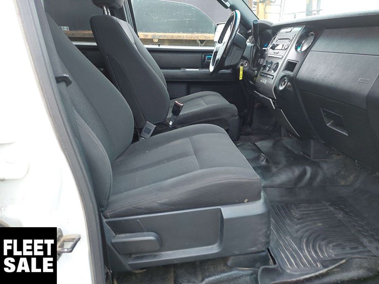 2017-ford-expedition-image-13