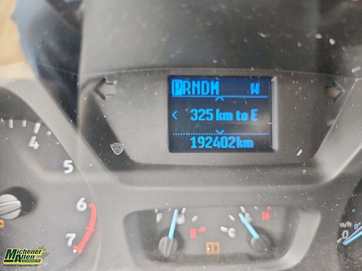 2019-ford-transit-image-11