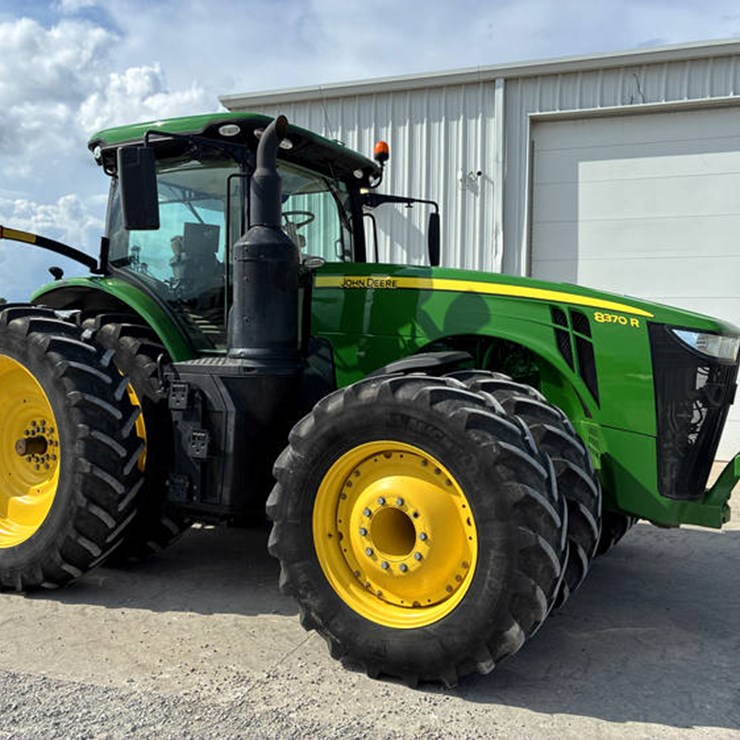 2018 JOHN DEERE 8370R