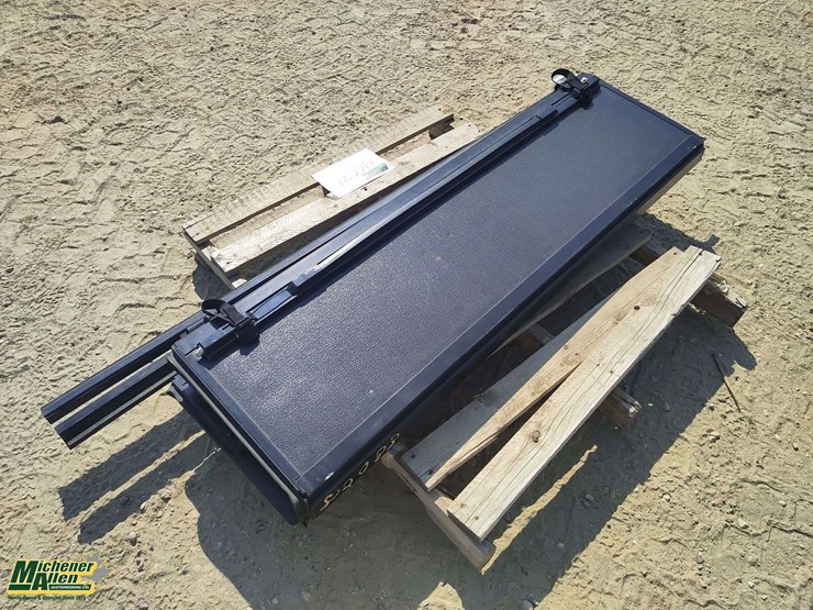 gmc-regular-box-tonneau-cover-image-4